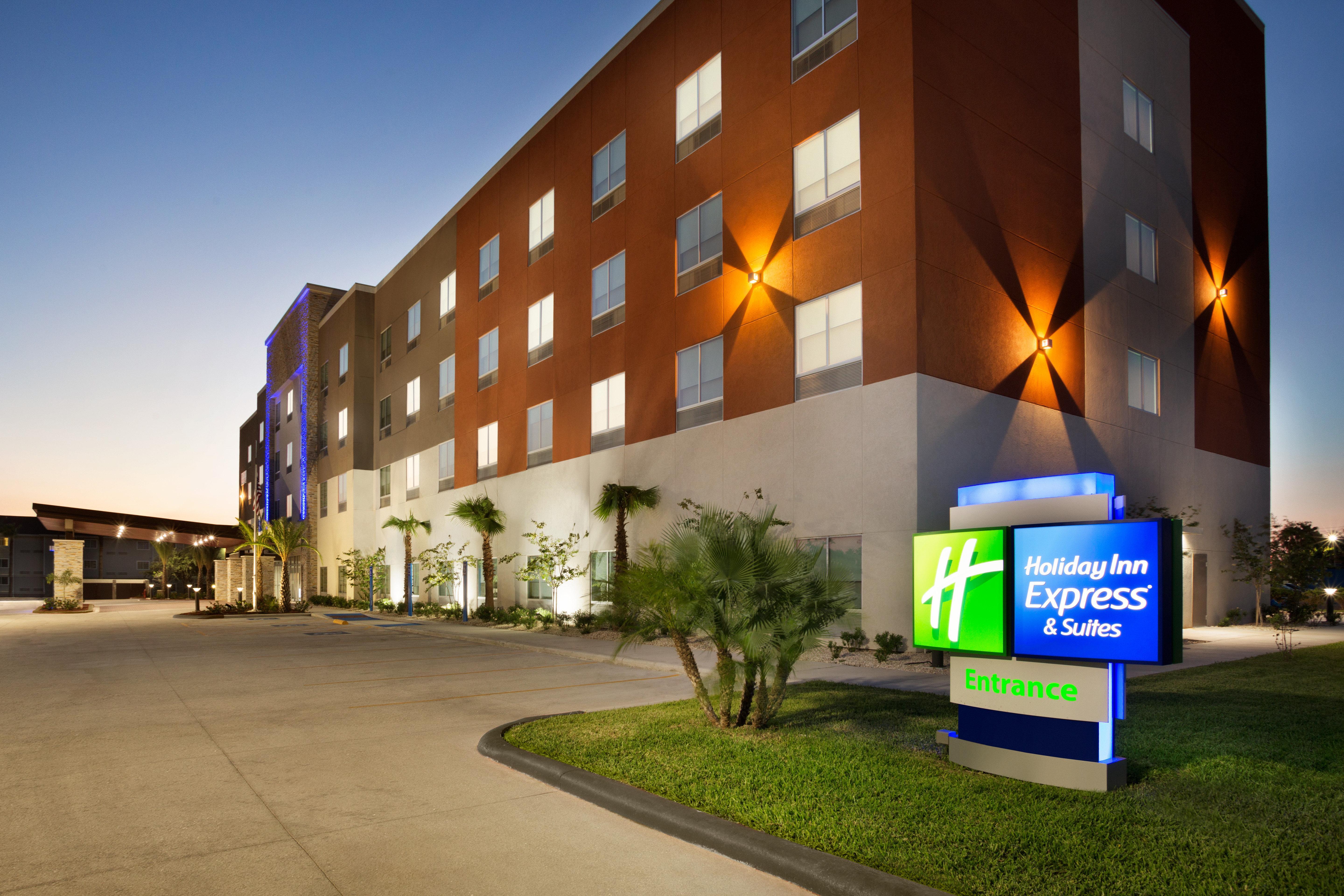 Holiday Inn Express & Suites - Mcallen - Medical Center Area, An Ihg Hotel Exterior photo